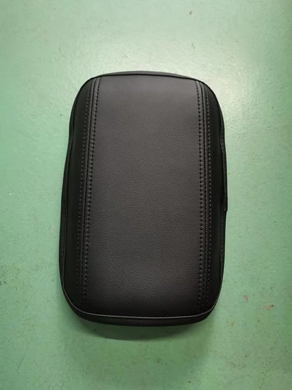 Armrest Cover for 2024-2026 Hyundai Kona SX2(SE/SEL/SEL Convenience/N LineS/N Line/Limited) Hyundai Kona SX2 Accessories Center Console Cover Protector Middle Lid Pad Protector PU Leather,Non-Slip
