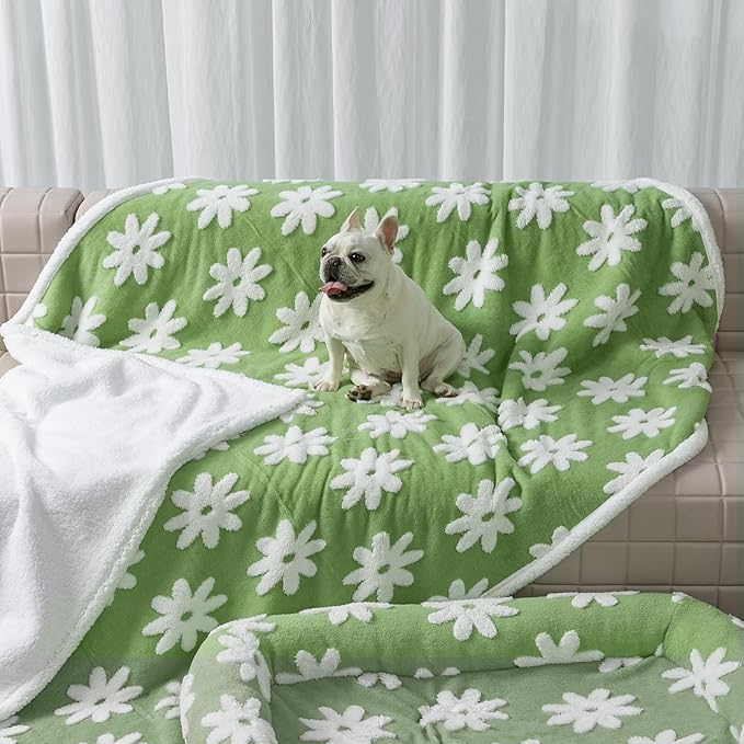 Waterproof Pet Blanket Green Stylish Jacquard Big Blankets for Dog Bed Couch Sharpa Fleece Mat Covers Puppy Cats Sofa Furniture Protection Washable Reversible Cover(Green Flower,XXL)